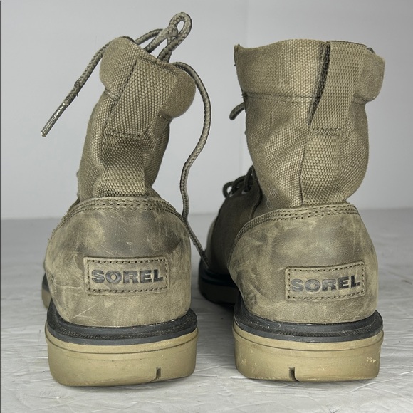 Sorel Men\'s Tan Waterproof Boots